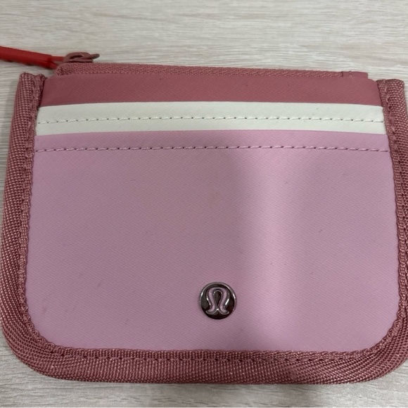 Lululemon card holder - Picture 1 of 4